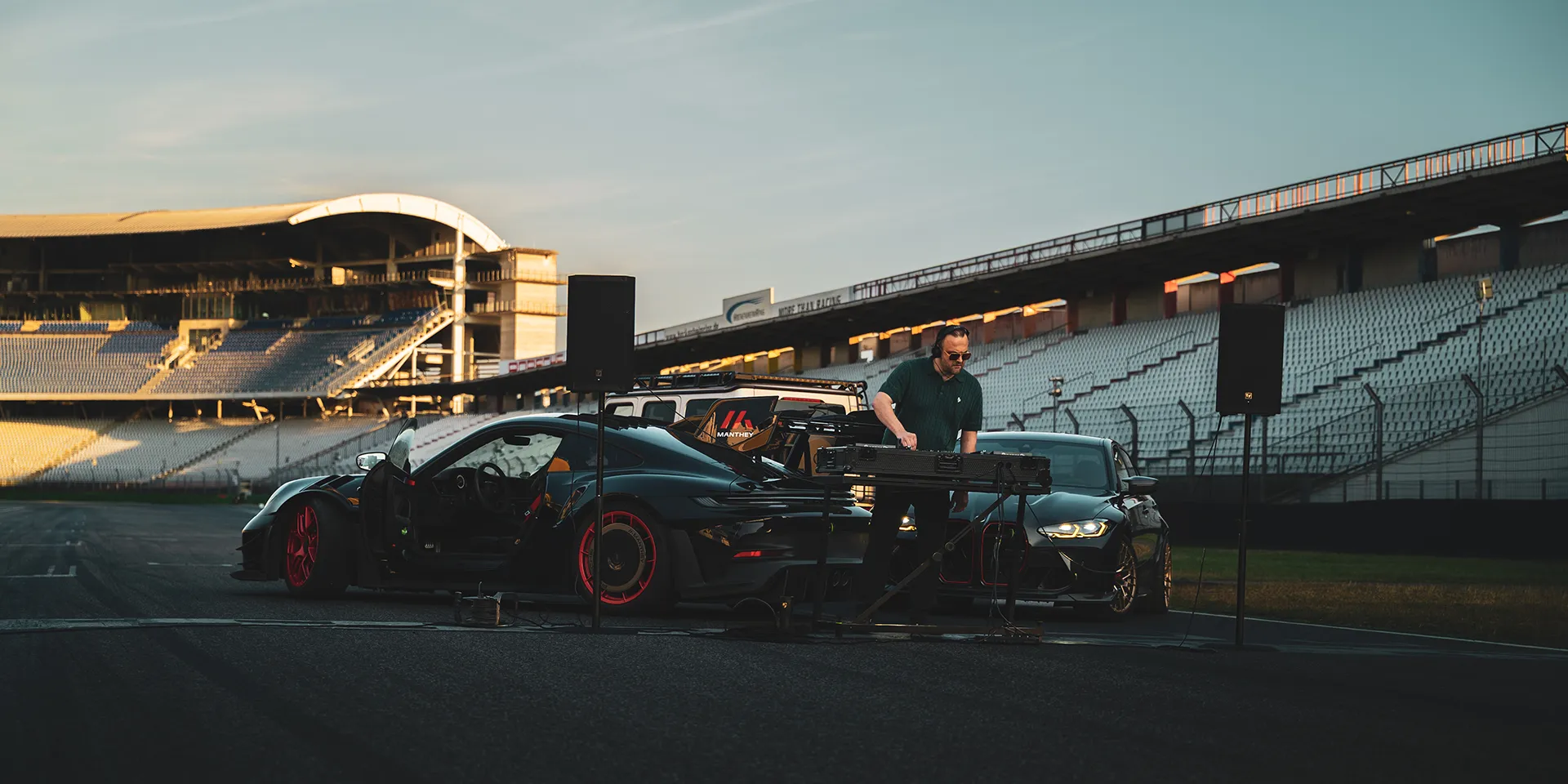No Number — Motorsport photography, Dans Trackday, image 2