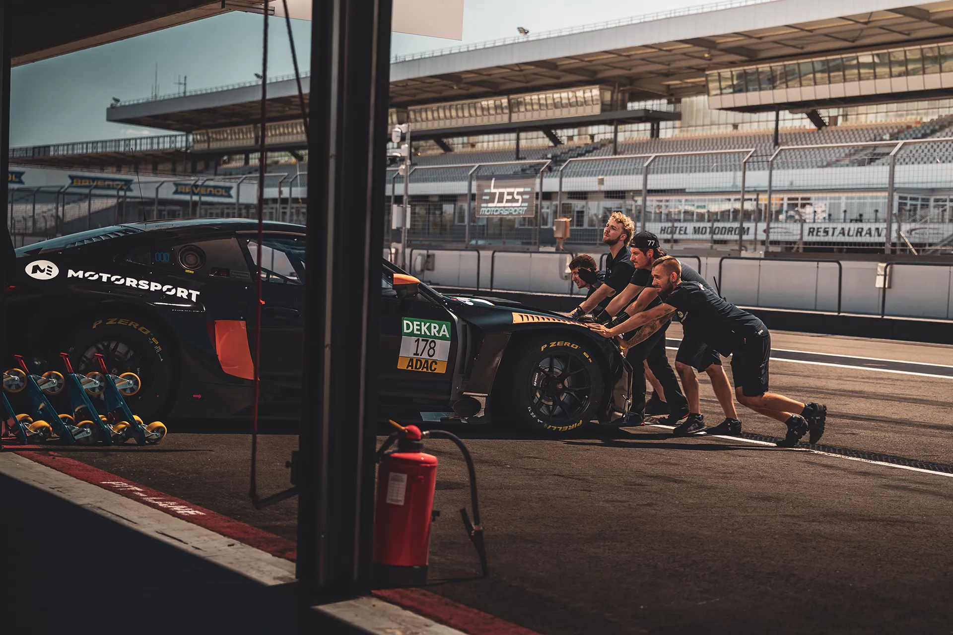 Nr 178 — Motorsport photography, Dans Trackday, image 5