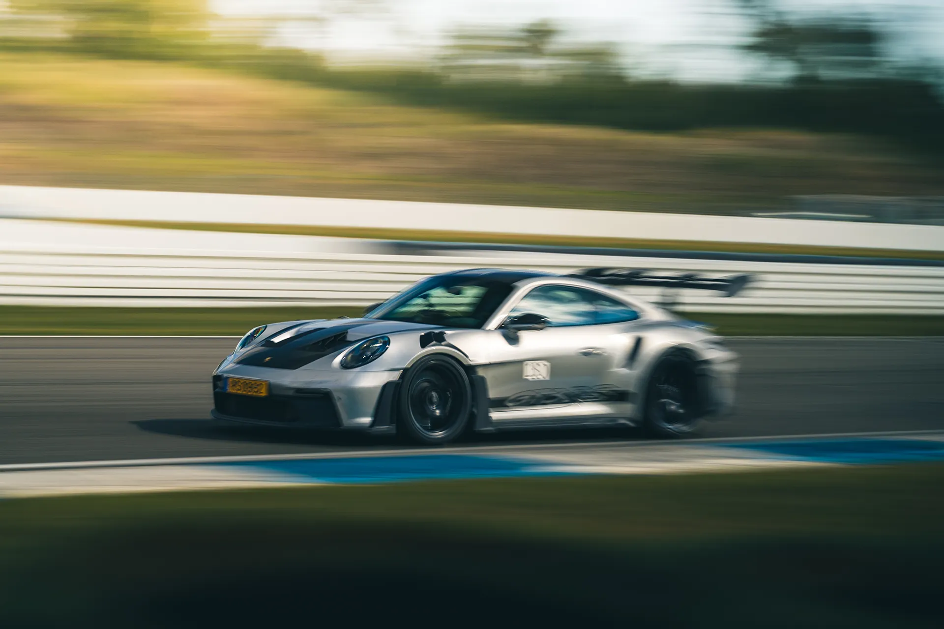 Nr 180 — Motorsport photography, Dans Trackday, image 1
